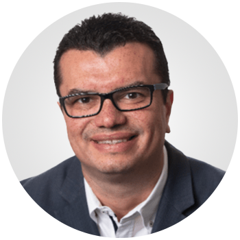 Prof. Dr. Vitor Mendes Pereira